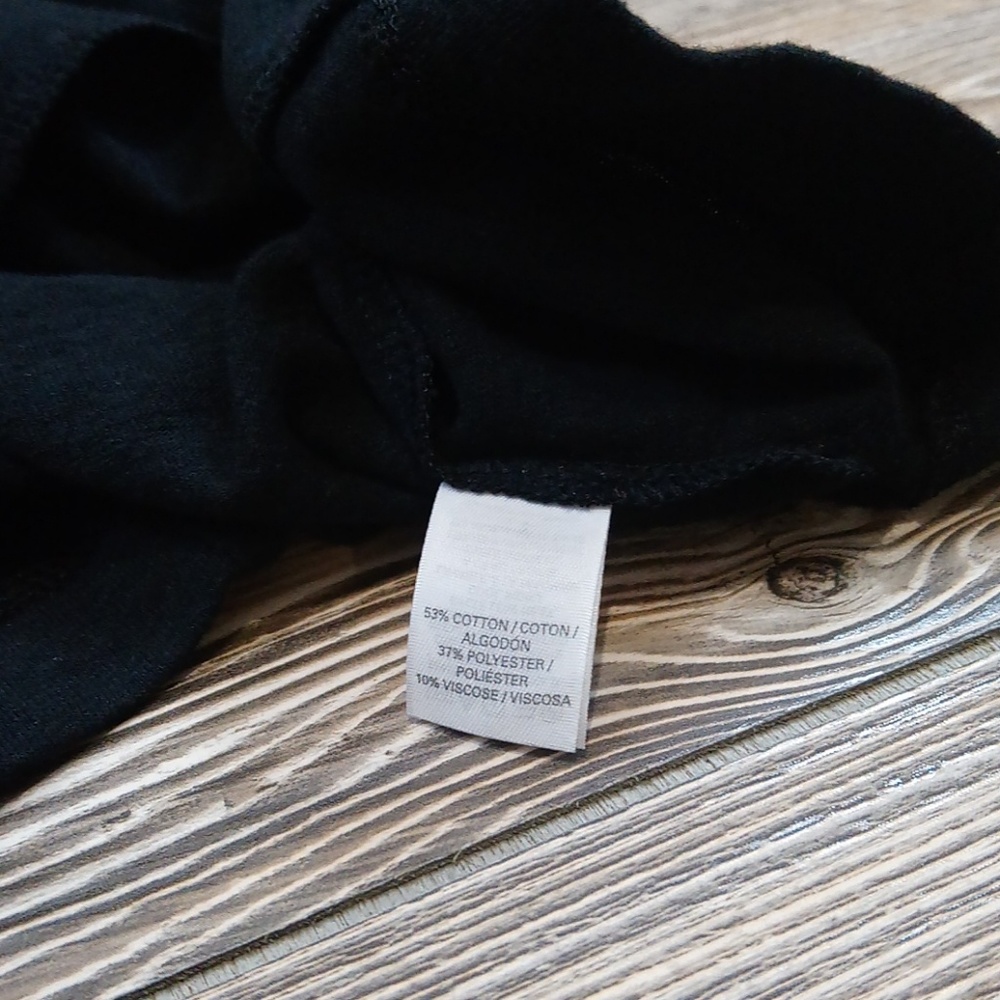 Cozy Fitted Long Sleeve Solid Black Soft Button F… - image 4